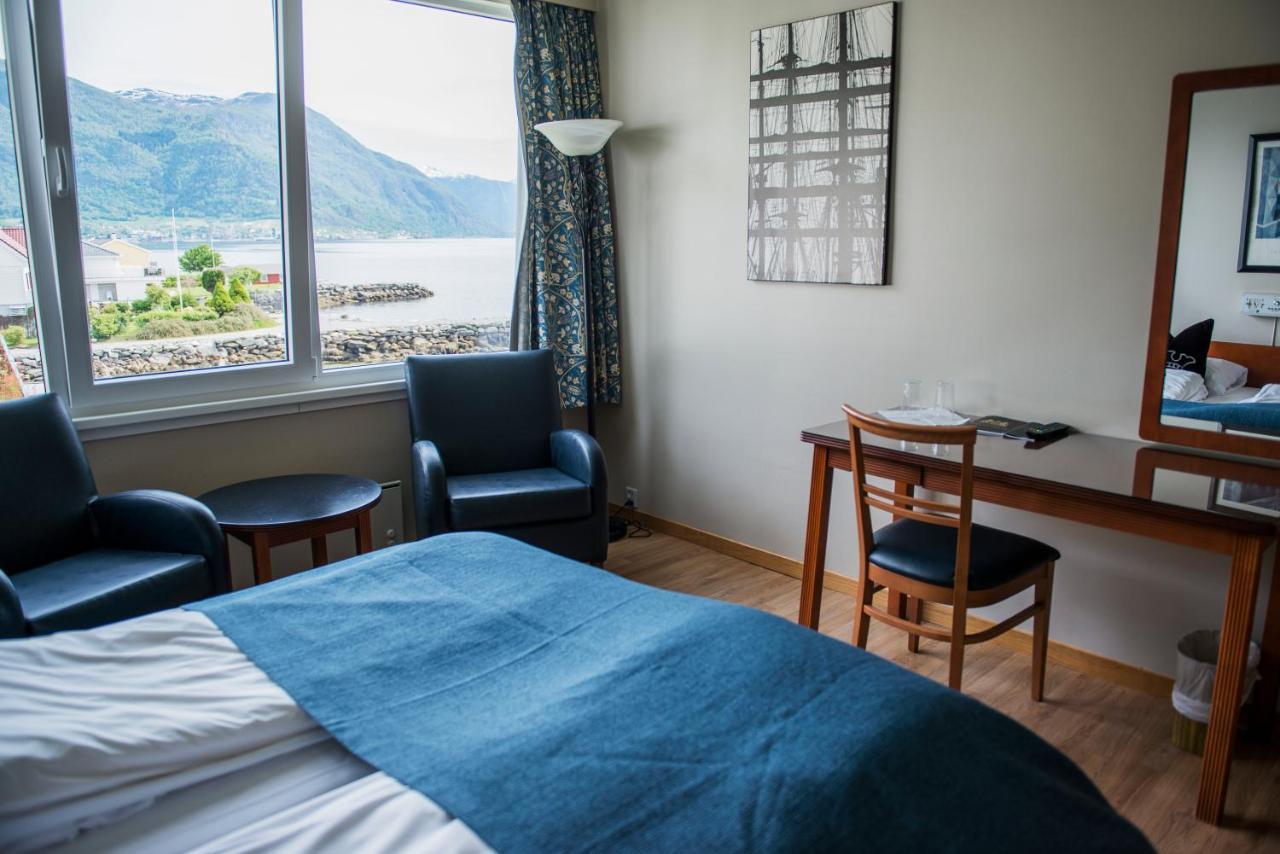 Leikanger Fjordhotel - Unike Hoteller Εξωτερικό φωτογραφία