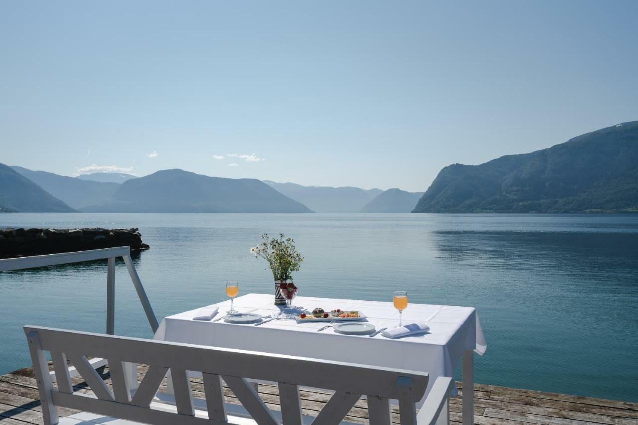 Leikanger Fjordhotel - Unike Hoteller Εξωτερικό φωτογραφία