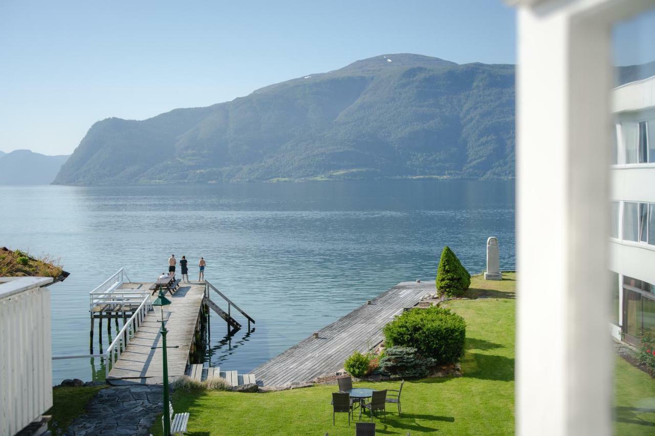 Leikanger Fjordhotel - Unike Hoteller Εξωτερικό φωτογραφία