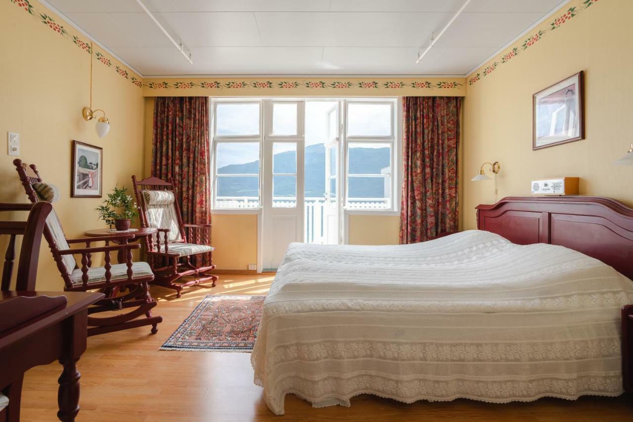 Leikanger Fjordhotel - Unike Hoteller Εξωτερικό φωτογραφία