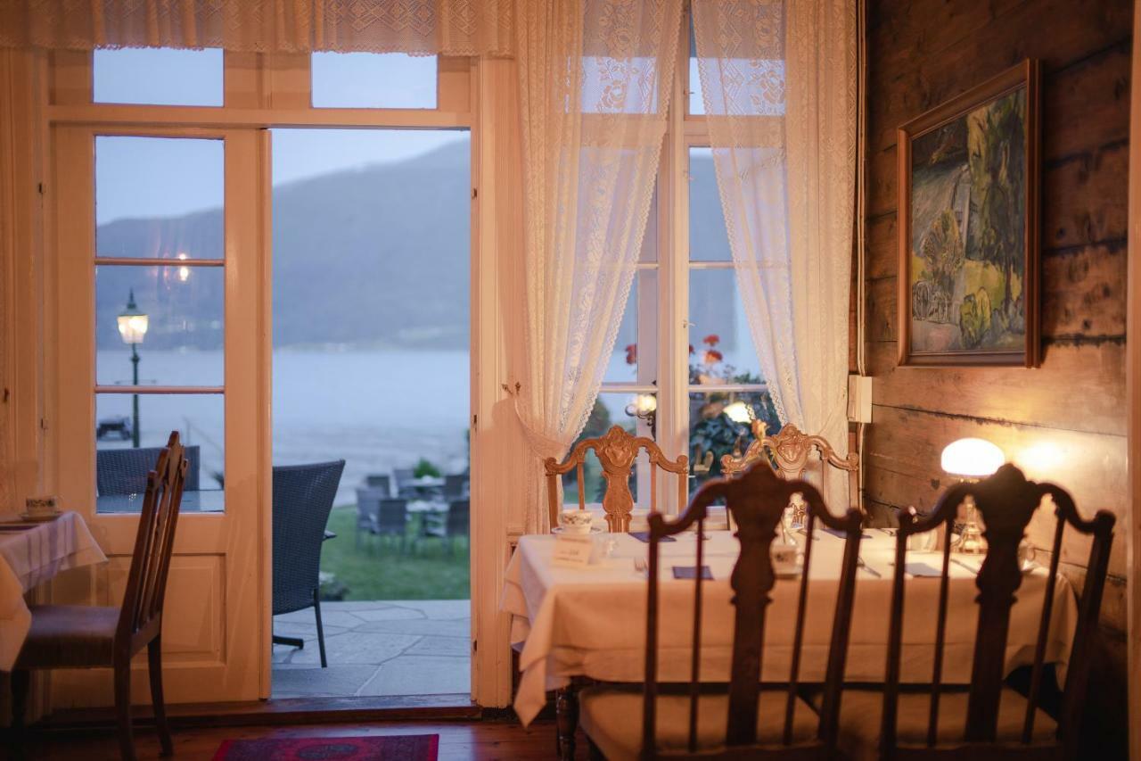 Leikanger Fjordhotel - Unike Hoteller Εξωτερικό φωτογραφία