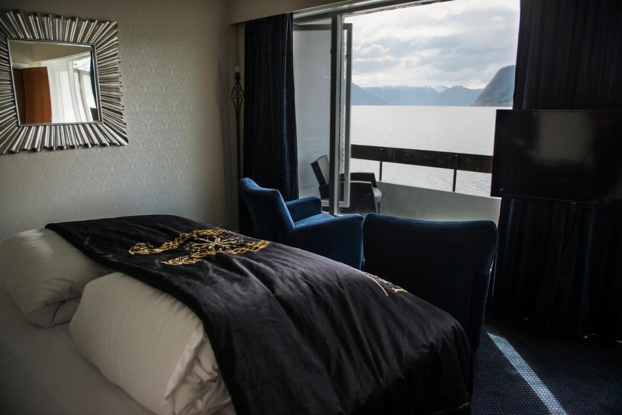Leikanger Fjordhotel - Unike Hoteller Εξωτερικό φωτογραφία